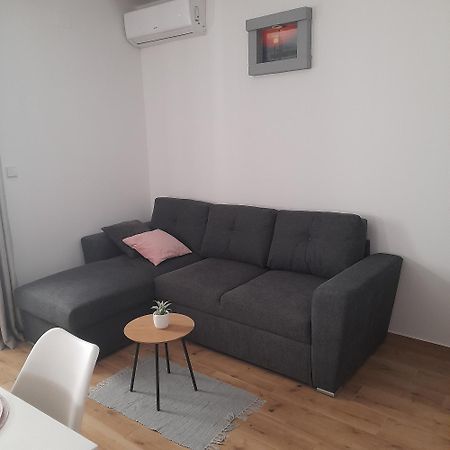 Apartments Filipovic Biograd Na Moru Εξωτερικό φωτογραφία