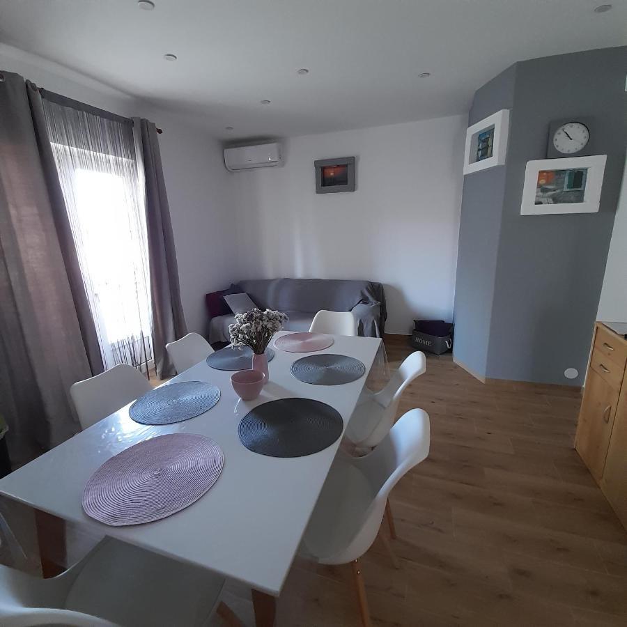 Apartments Filipovic Biograd Na Moru Εξωτερικό φωτογραφία
