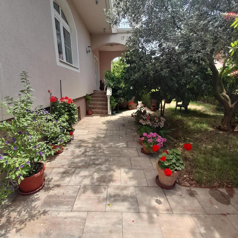 Apartments Filipovic Biograd Na Moru Εξωτερικό φωτογραφία